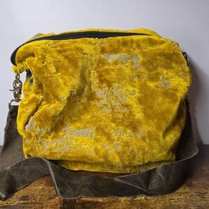 EUC Lilo's Laguna beach handmade gold velvet burnout crossbody slouchy tote
